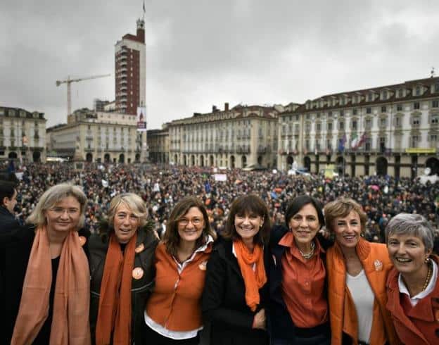 les 7 organisatrices de la manifestation pour le Lyon-Turin