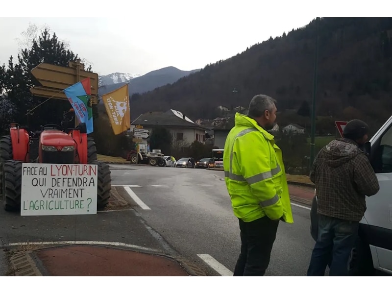 Blocage circulation à Détrier