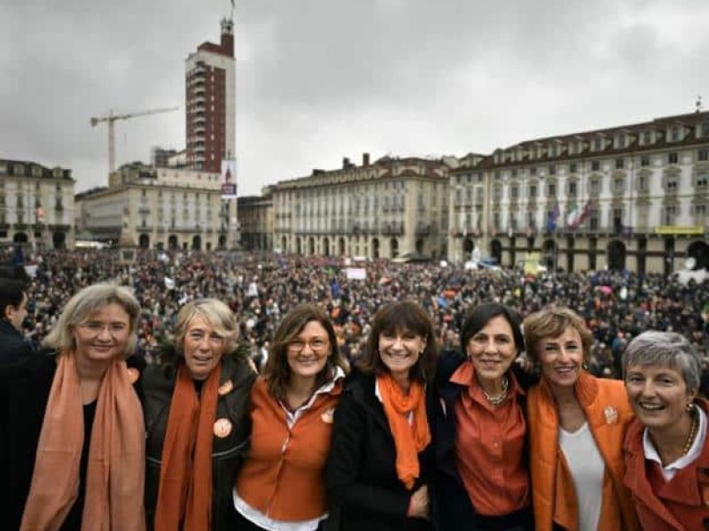 les 7 organisatrices de la manifestation pour le Lyon-Turin
